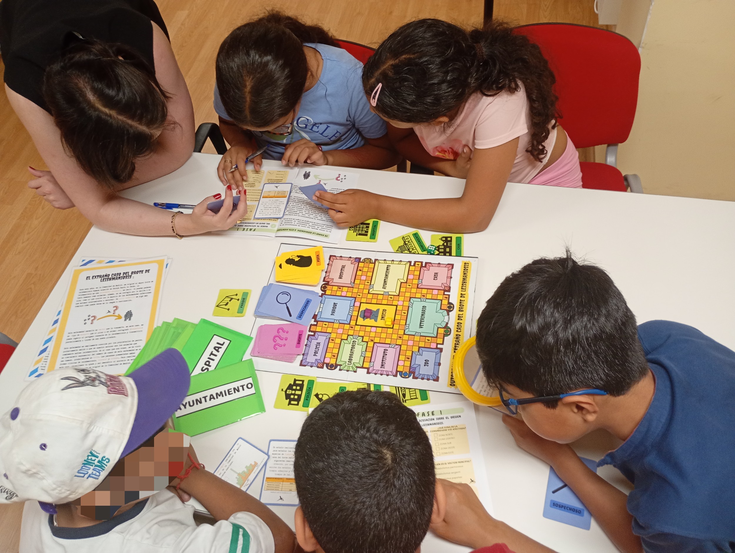 Juego de mesa Outbreak Cáritas